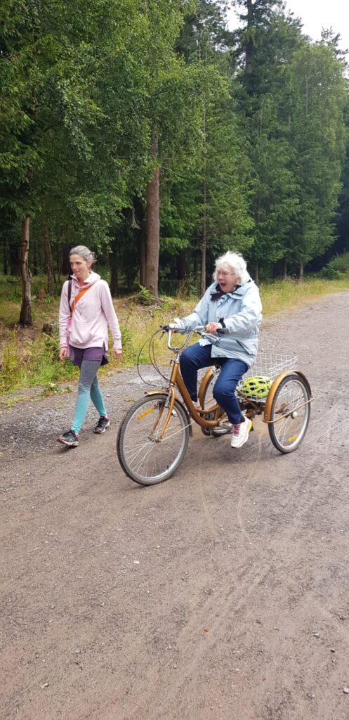 support group on cycling trip